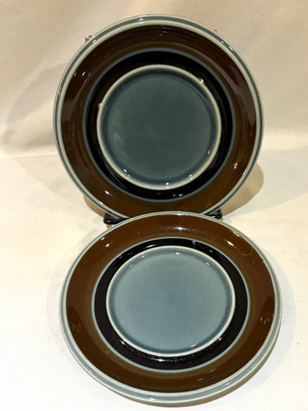 Pair of Arabia Finland Meri Stoneware 6 1/4" Saucers Ulla Procopé Saucers Only